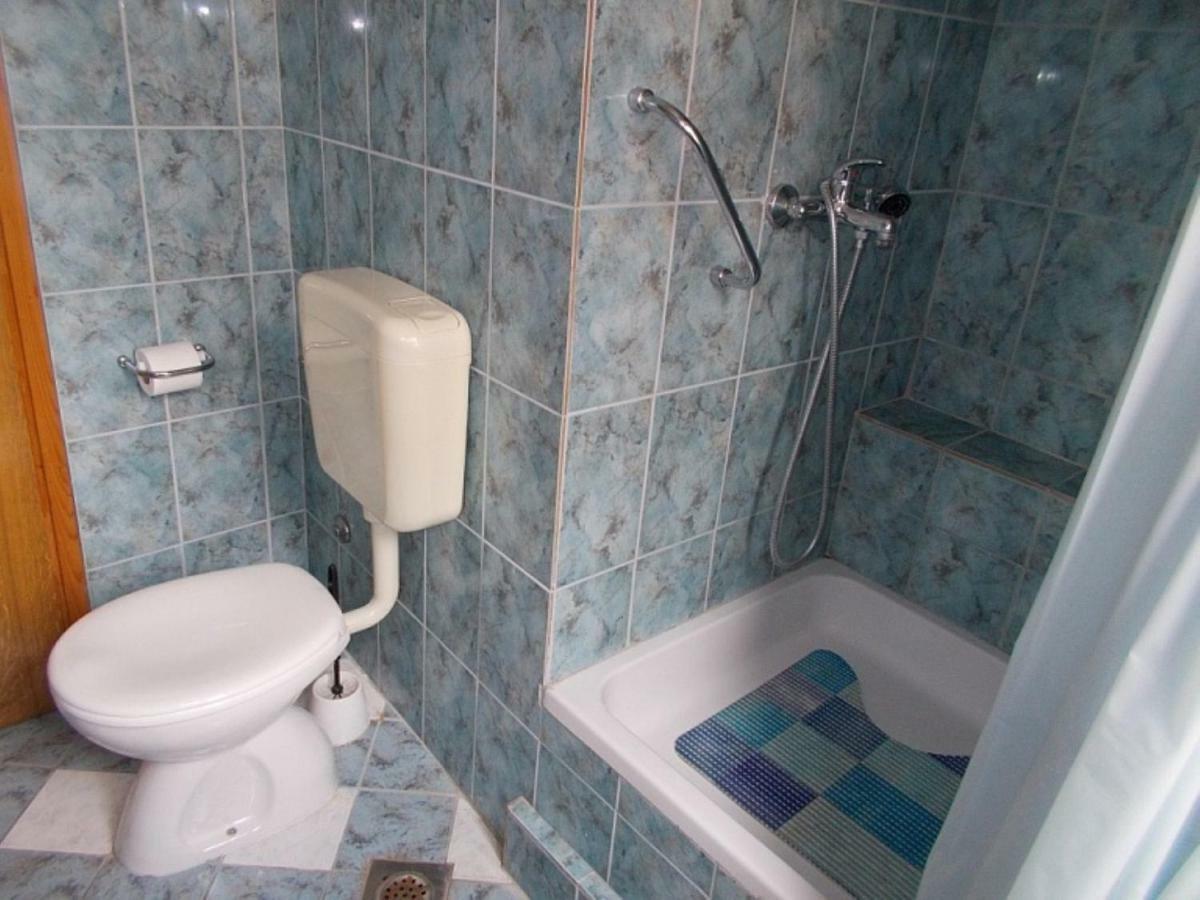 Apartment Center Marija Vodice Bagian luar foto
