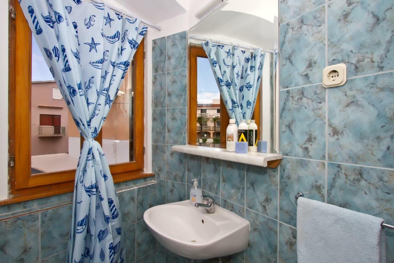 Apartment Center Marija Vodice Bagian luar foto
